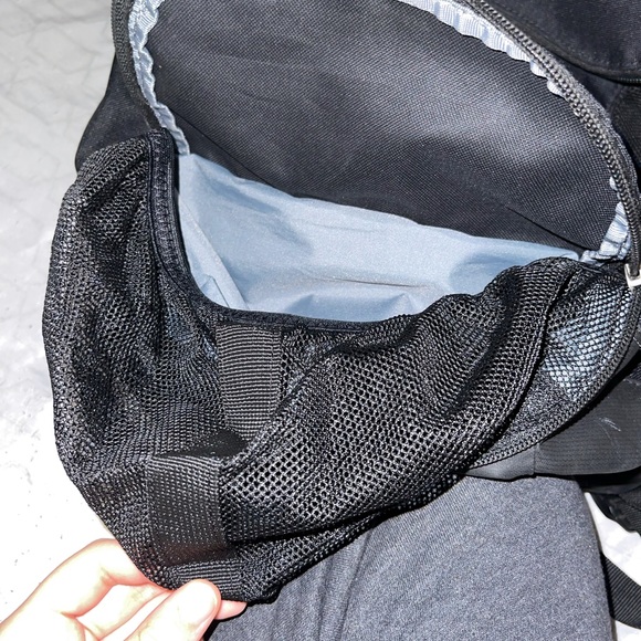 ❌SOLD❌ Nike Swoosh Bookbag - Picture 11 of 12